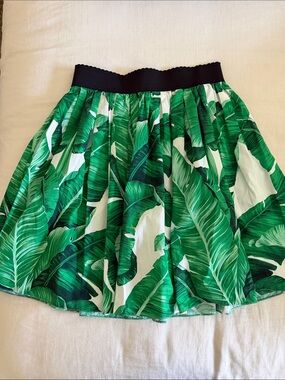 Dolce & Gabbana Green Leaf-Print Skirt